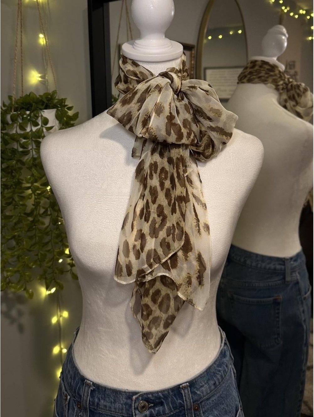 Leopard Print Sheer Scarf 🐆
